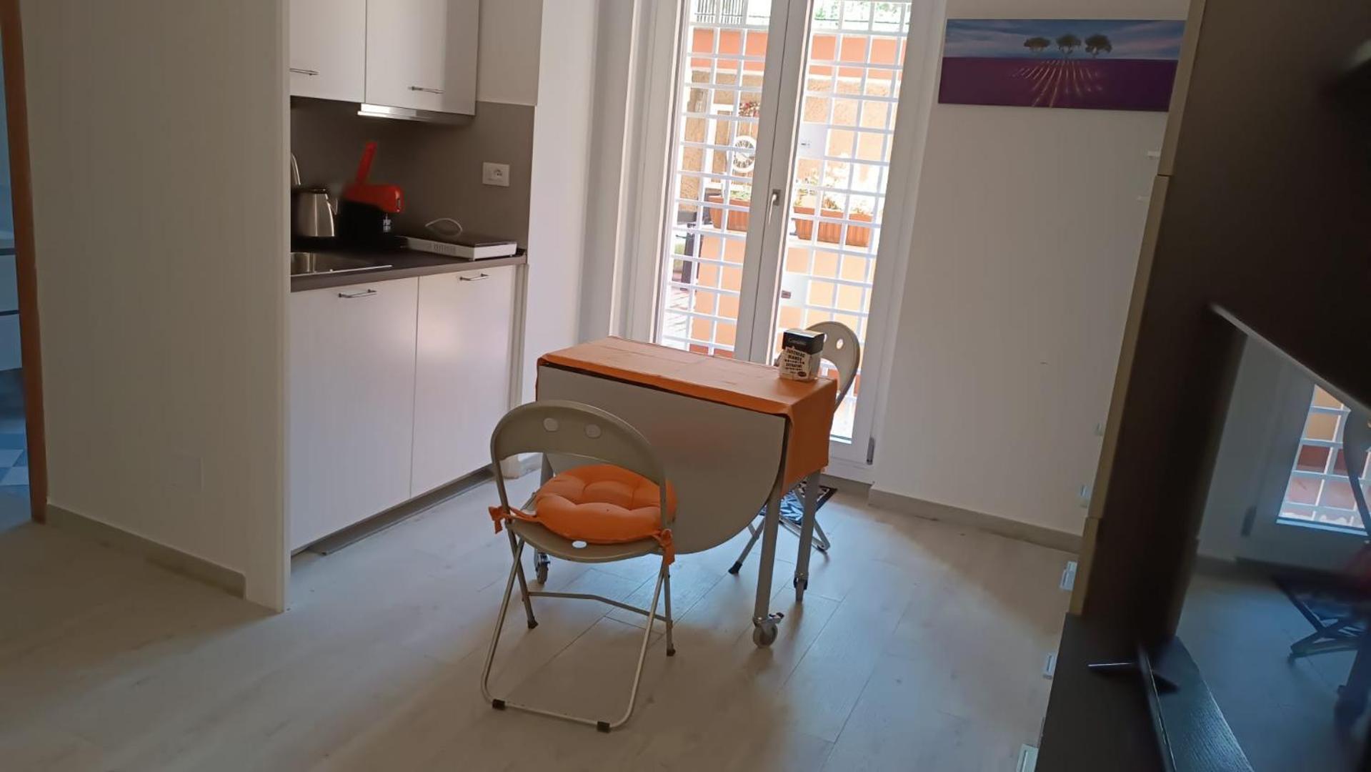 Apartment Vatican Tiny House By Gialel Rom