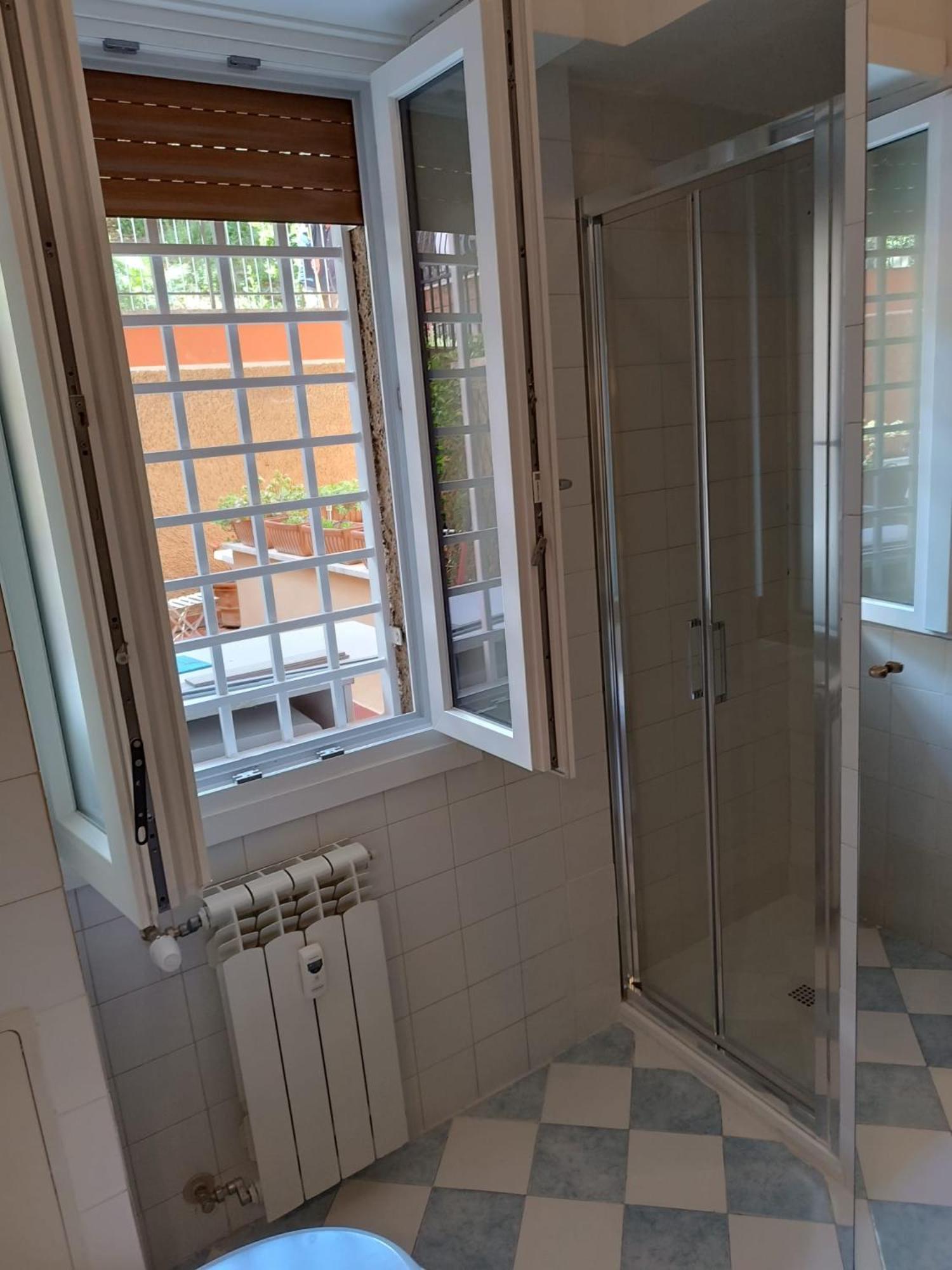 Apartment Vatican Tiny House By Gialel Rom