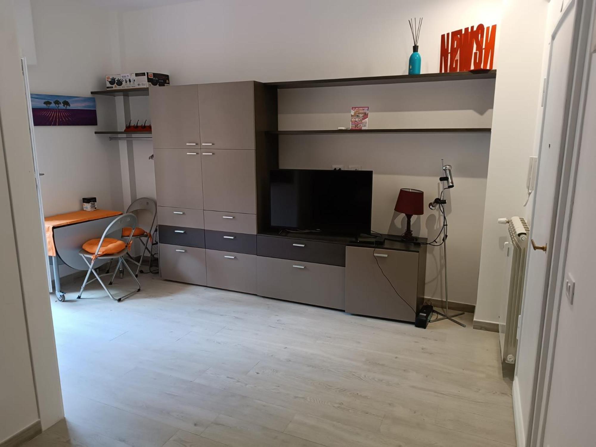 Vatican Tiny House By Gialel Apartment